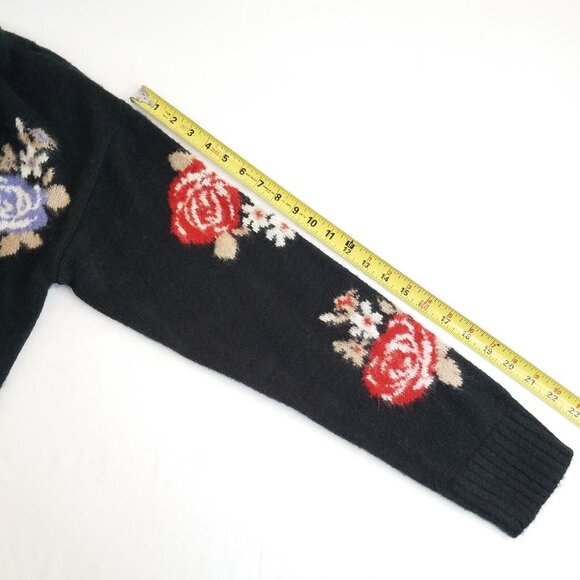 Forever 21 Black Floral Short Cardigan Sweater LARGE Red Blue Fuzzy Soft - Picture 6 of 15